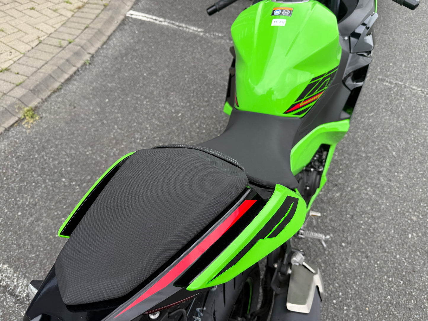 2022 Kawasaki Ninja 400