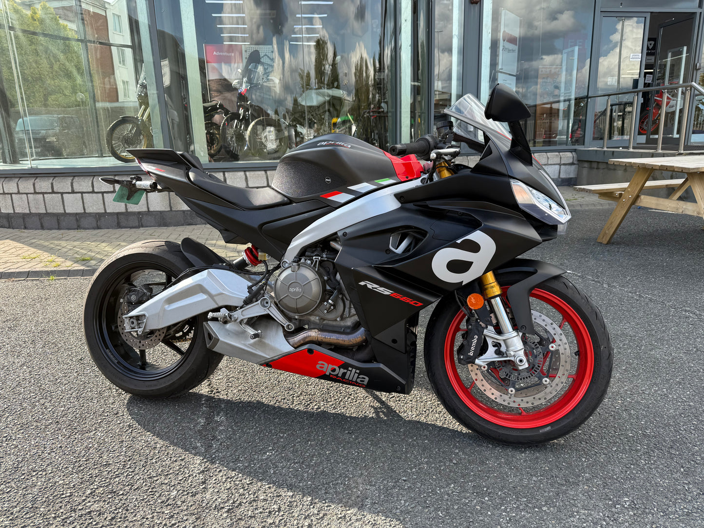 2022 Aprilia RS660