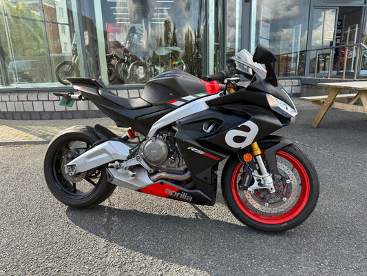2022 Aprilia RS660
