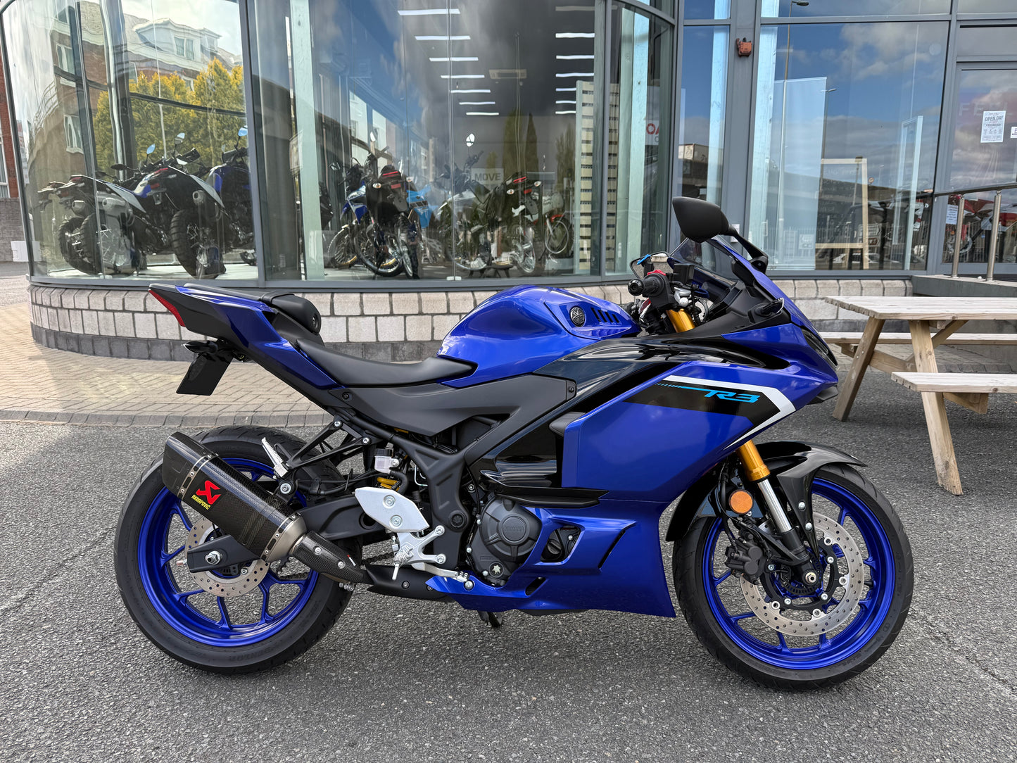 2025 Yamaha YZF-R3
