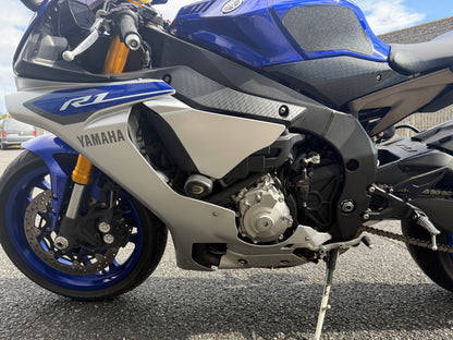 2015 Yamaha YZF-R1