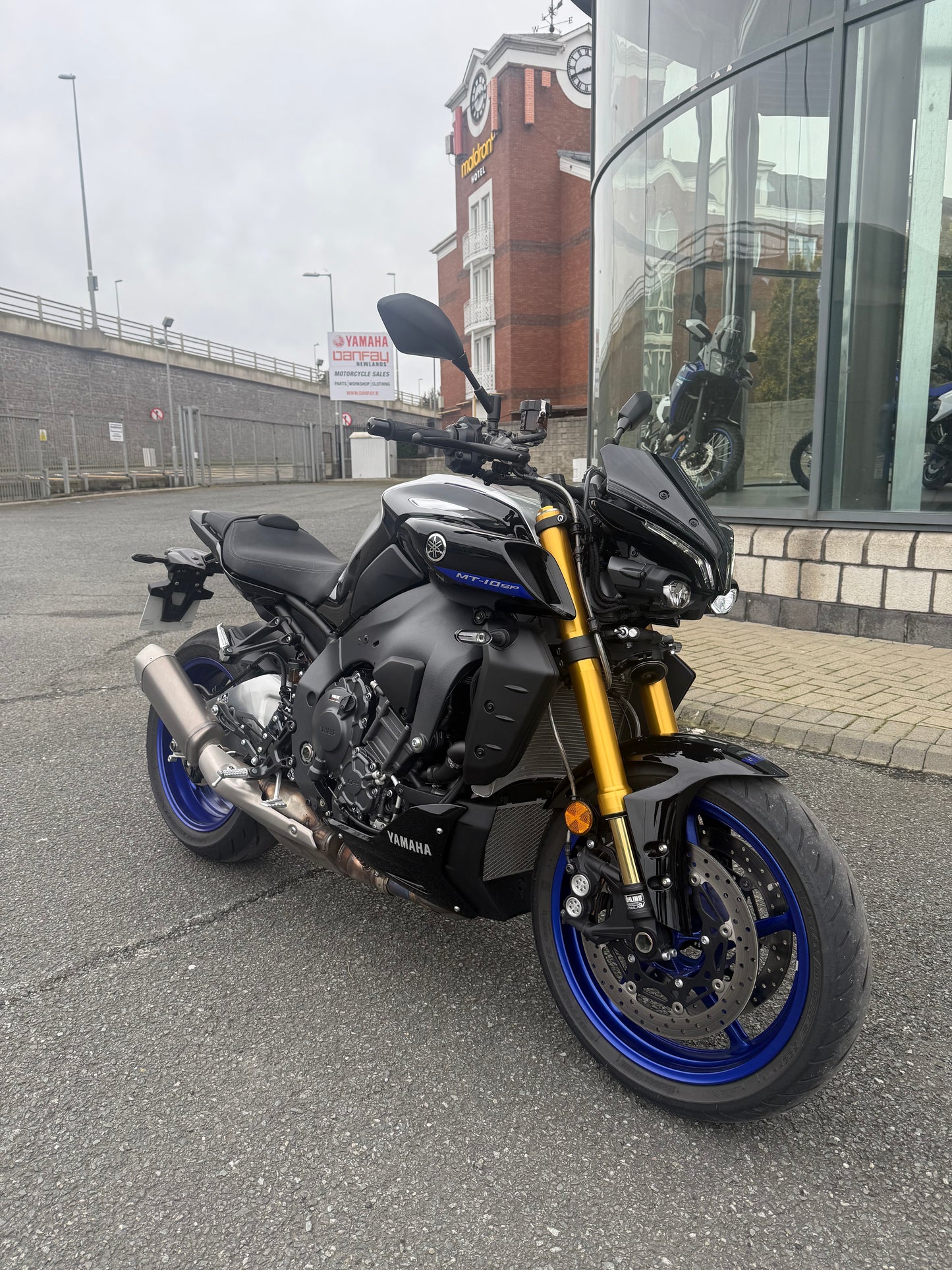 2025 Yamaha MT10SP