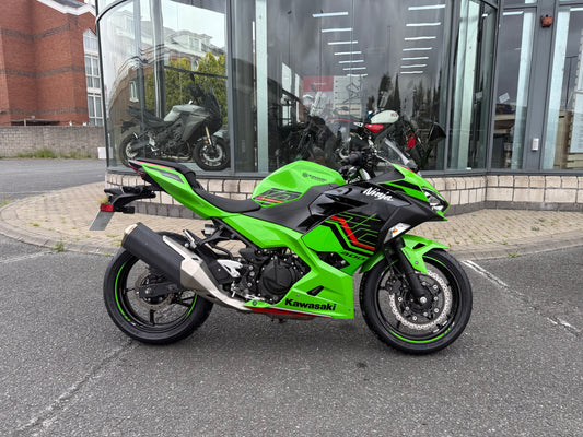 2022 Kawasaki Ninja 400