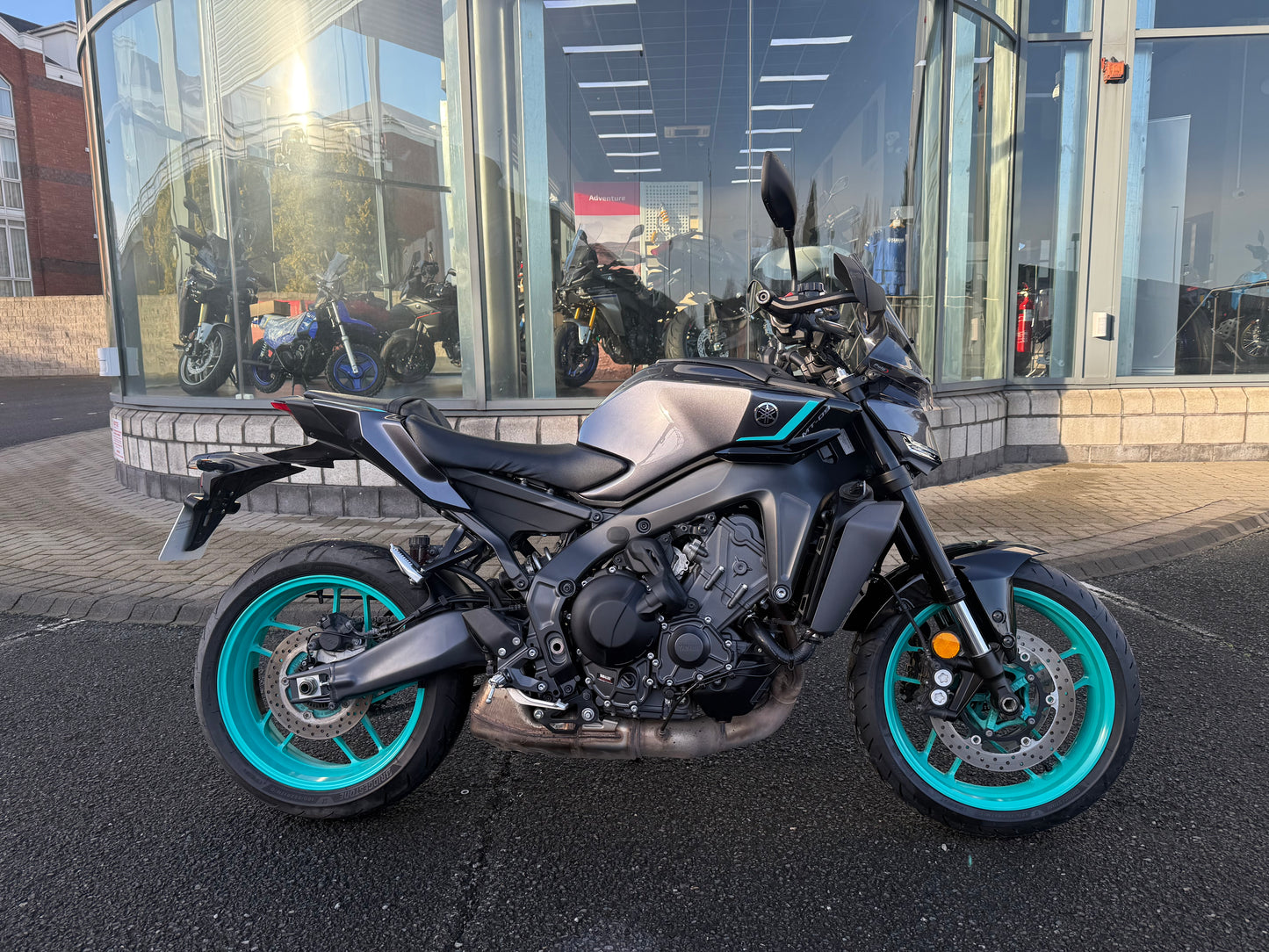 2025 Yamaha MT-09 Y-AMT