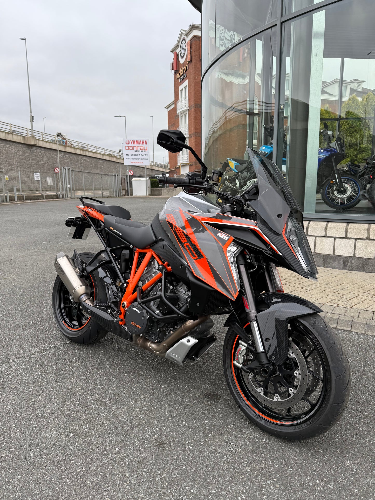 2017 KTM 1290 Super Duke GT