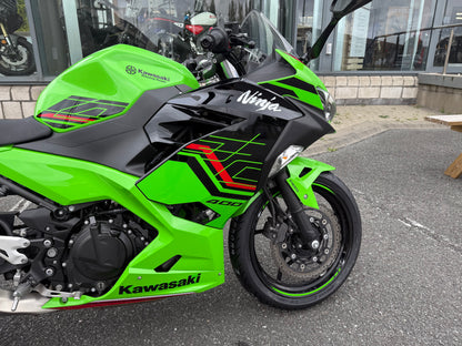 2022 Kawasaki Ninja 400