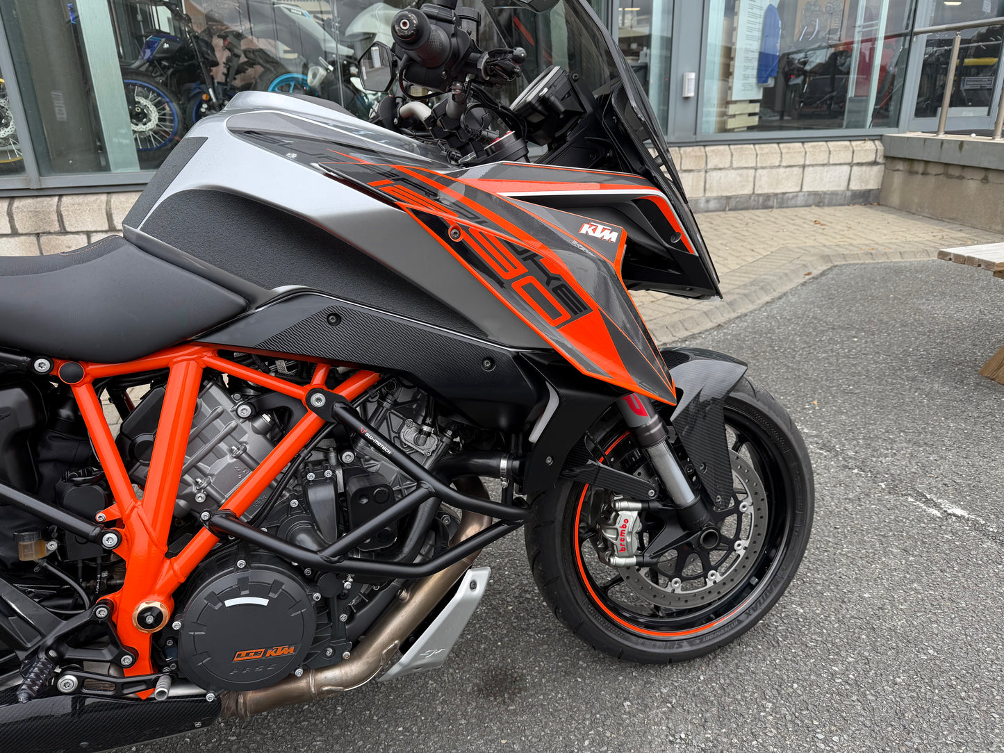2017 KTM 1290 Super Duke GT