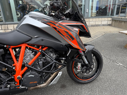2017 KTM 1290 Super Duke GT