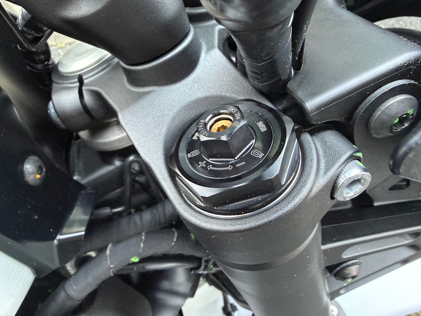 2025 Yamaha XSR700 Legacy