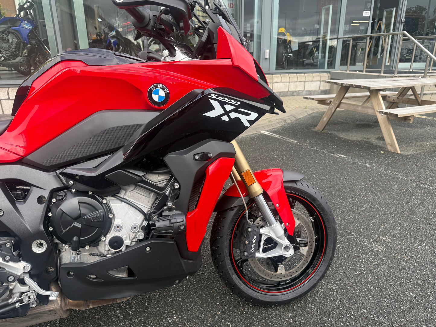 2023 BMW S1000XR