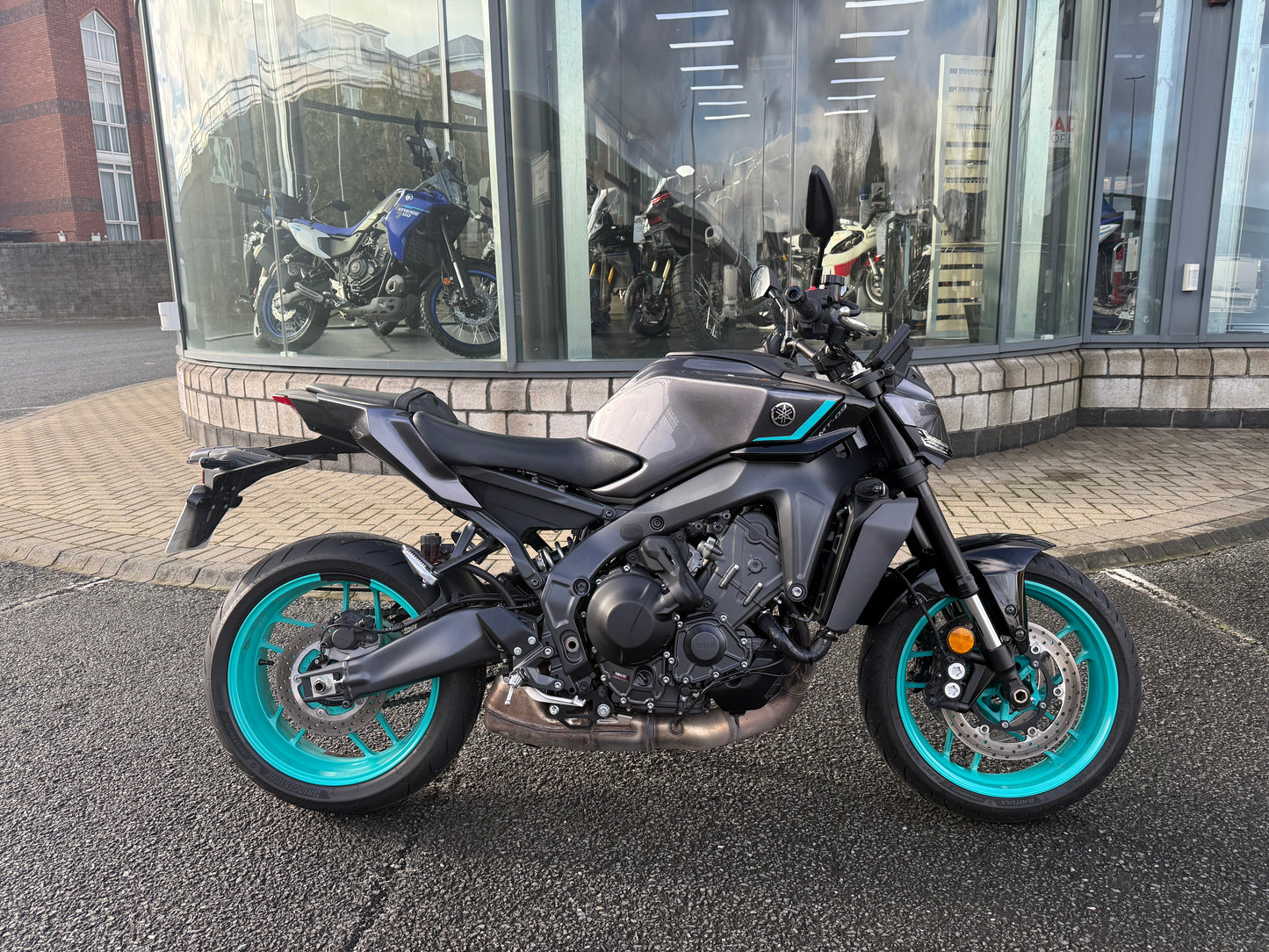 2025 Yamaha MT-09 Y-AMT Demo Bike
