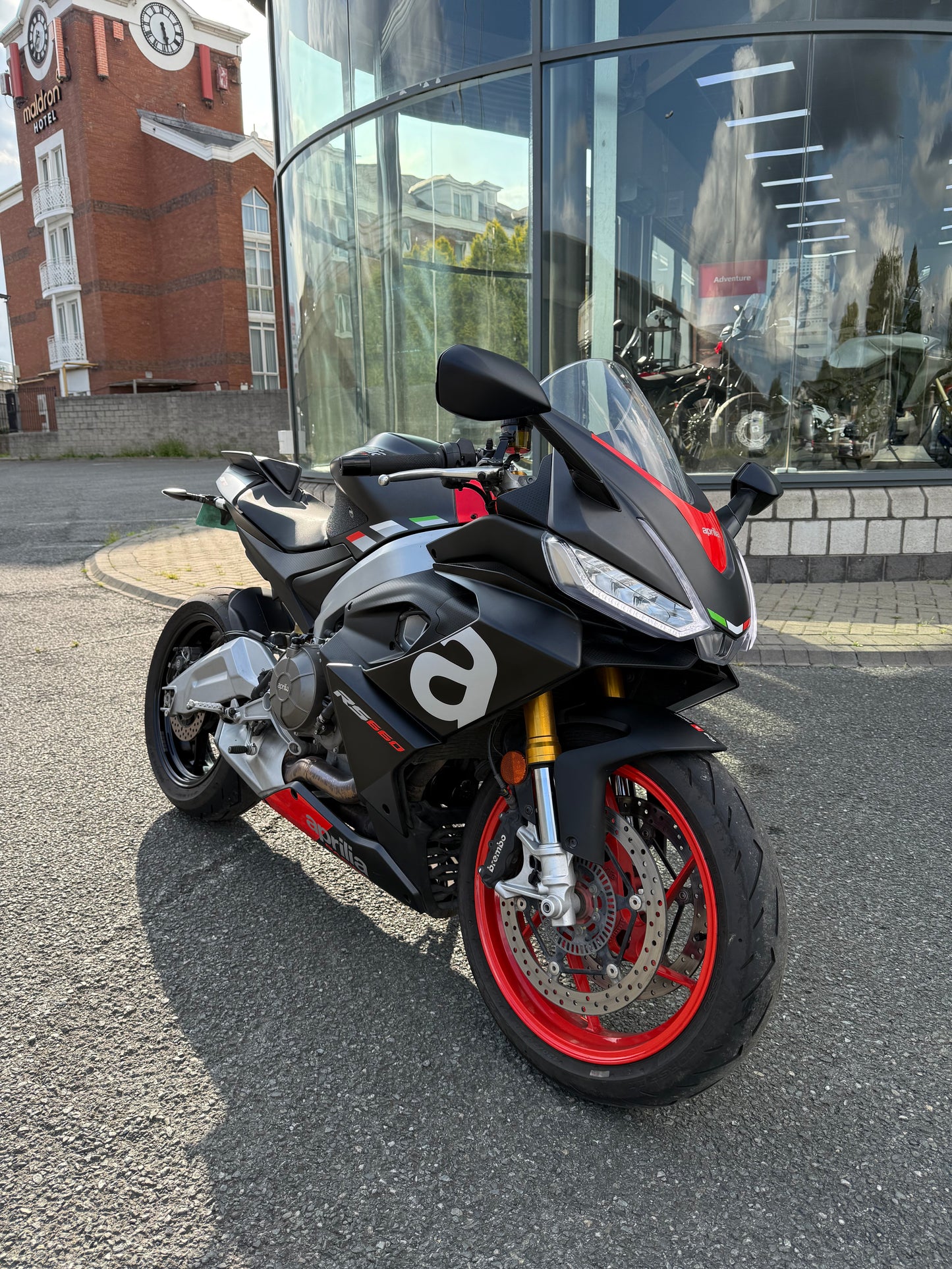 2022 Aprilia RS660