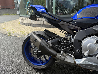 2015 Yamaha YZF-R1