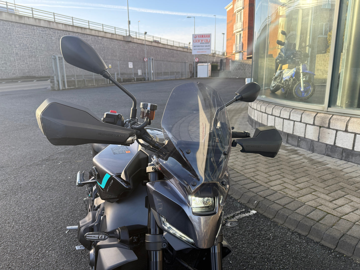 2025 Yamaha MT-09 Y-AMT