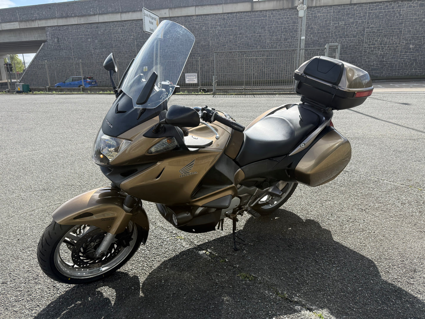 2008 Honda Deauville NT700V