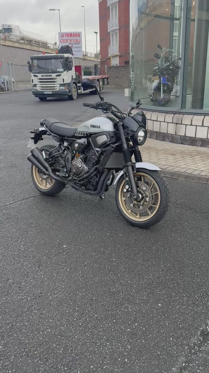 2025 Yamaha XSR700 Legacy